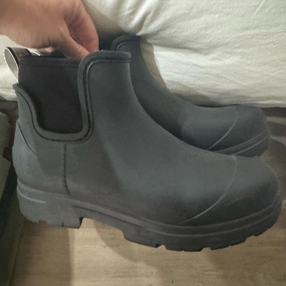 UGG Women’s Black Rain & Snow Boots